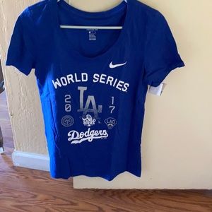 The Nike tee Dodgers shirt women size small